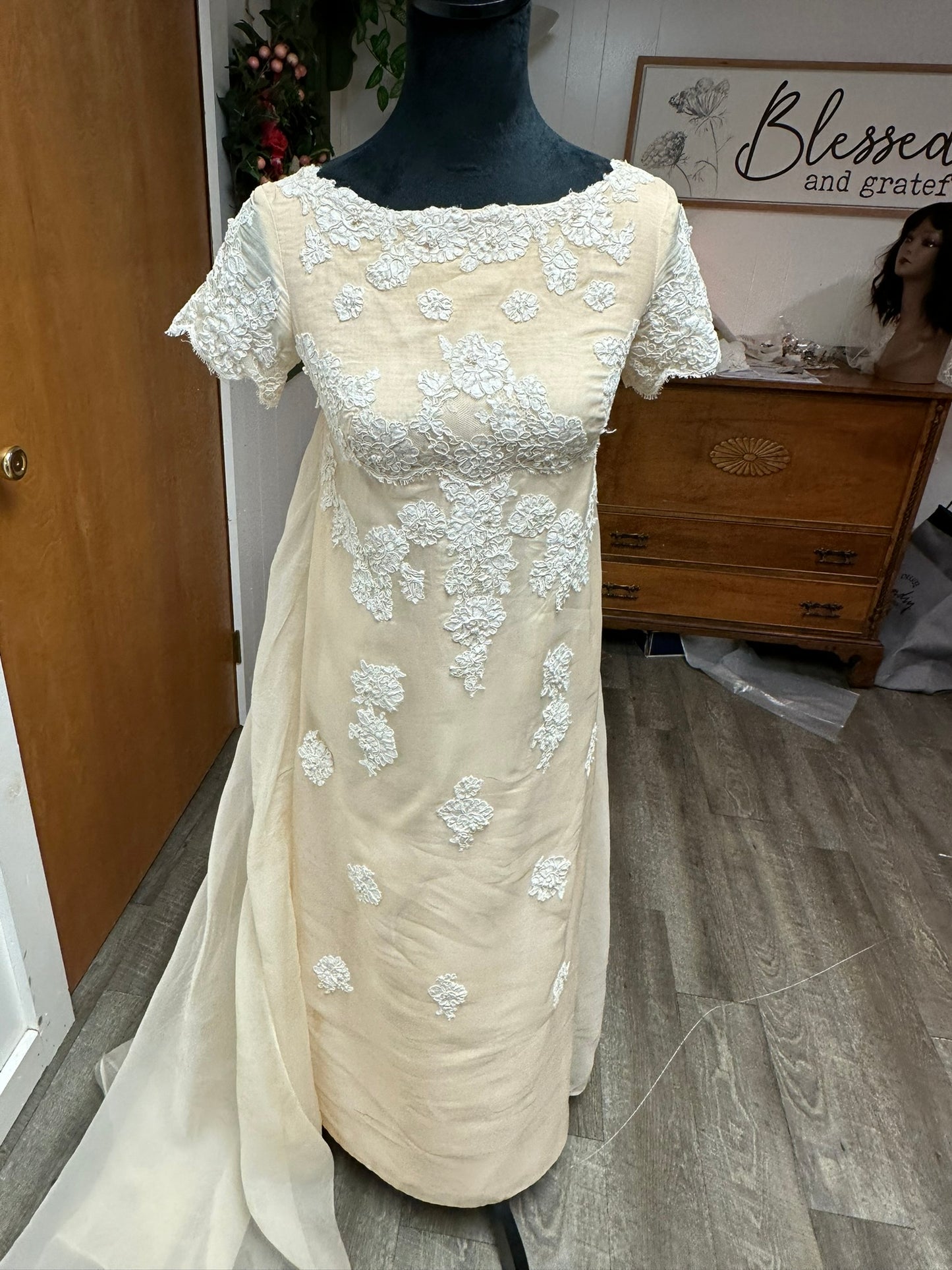 Zara is a vintage 1960s wedding dress/gown