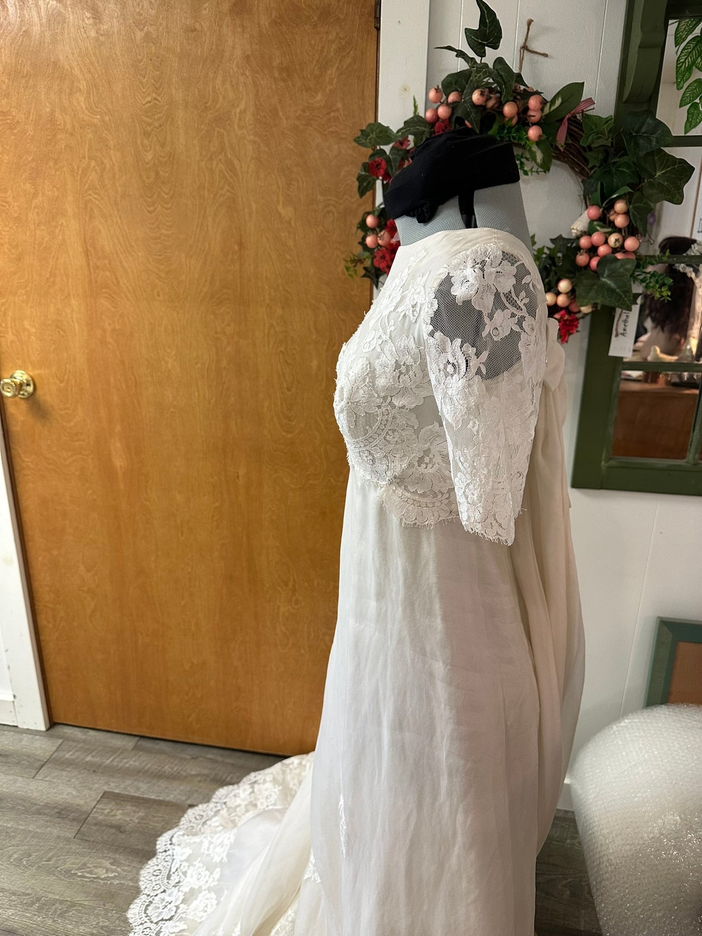 JoJo is a vintage regency style vintage wedding dress