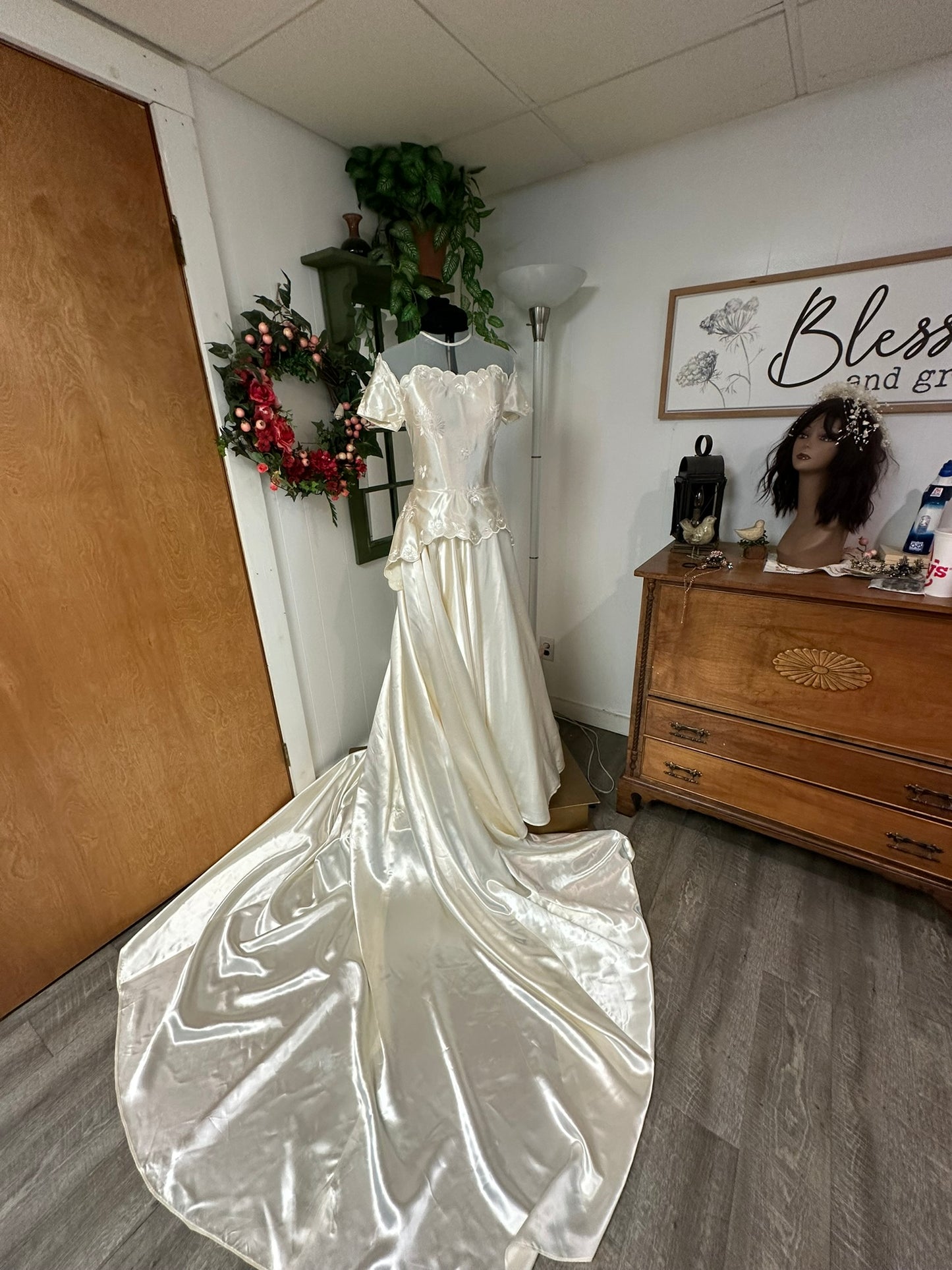 Talullah is a vintage 1940s wedding dress