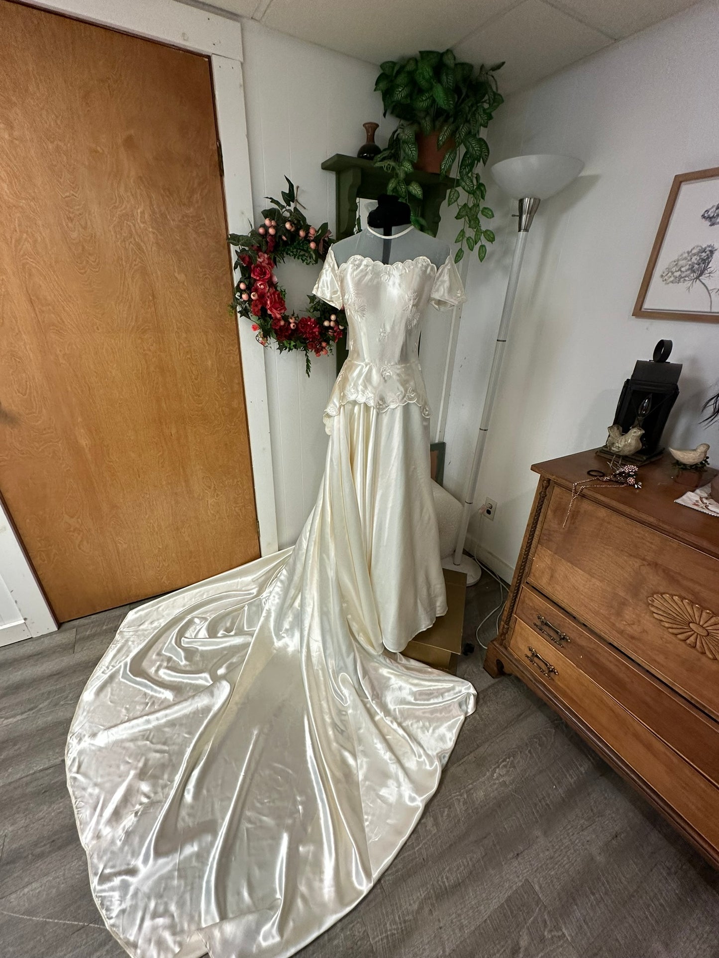 Talullah is a vintage 1940s wedding dress