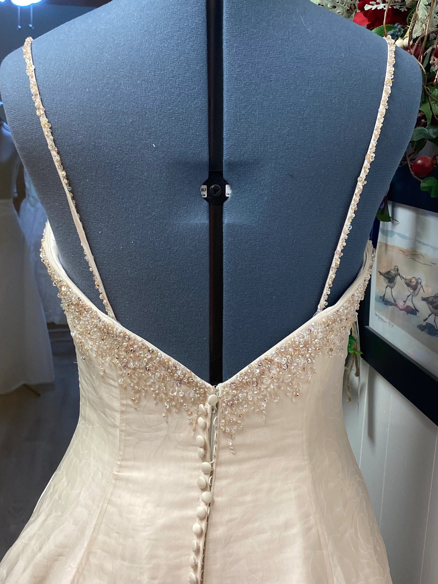 Jianna is a champagne strapless or small straps wedding dress/gown